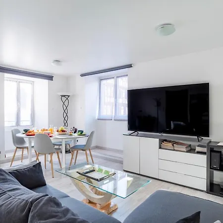 Le Carpe Diem - Classe 3 Etoiles - Parking, Wifi, Jeux Societe アパート