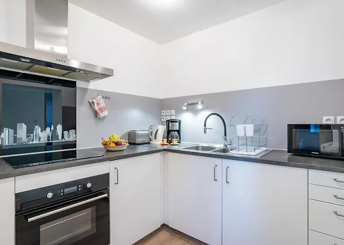 Le Carpe Diem - Classe 3 Etoiles - Parking, Wifi, Jeux Societe 아파트 Marmoutier